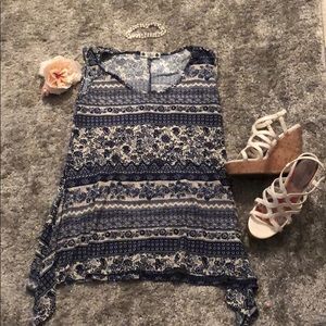 Flirty loose fit tank⚓️🏝